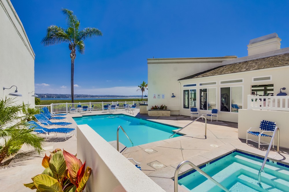 Virtual tour photo 34 of 50 for 4009 Crown Point Drive