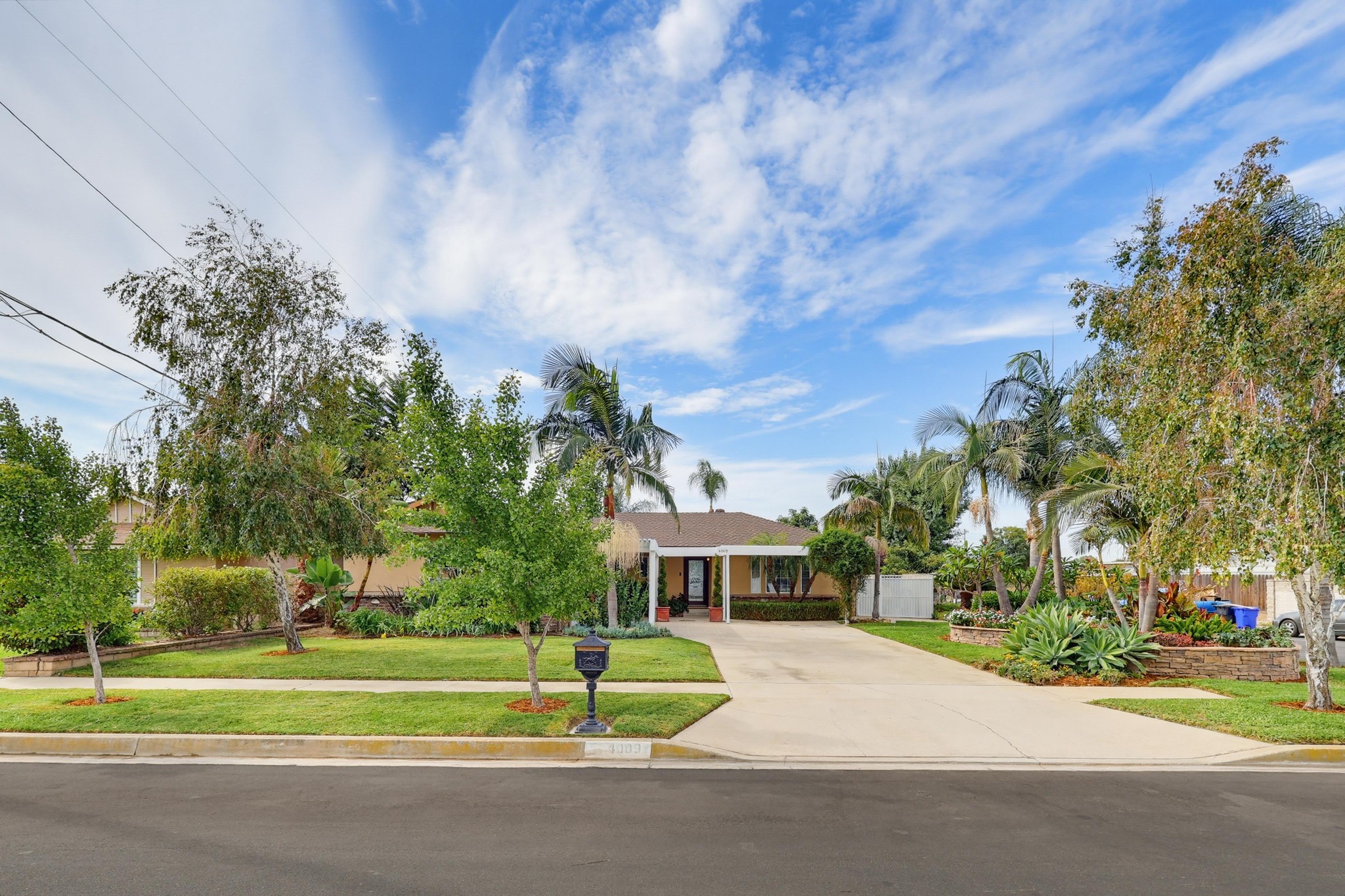 Virtual tour photo 1 of 85 for 4009 Locust St