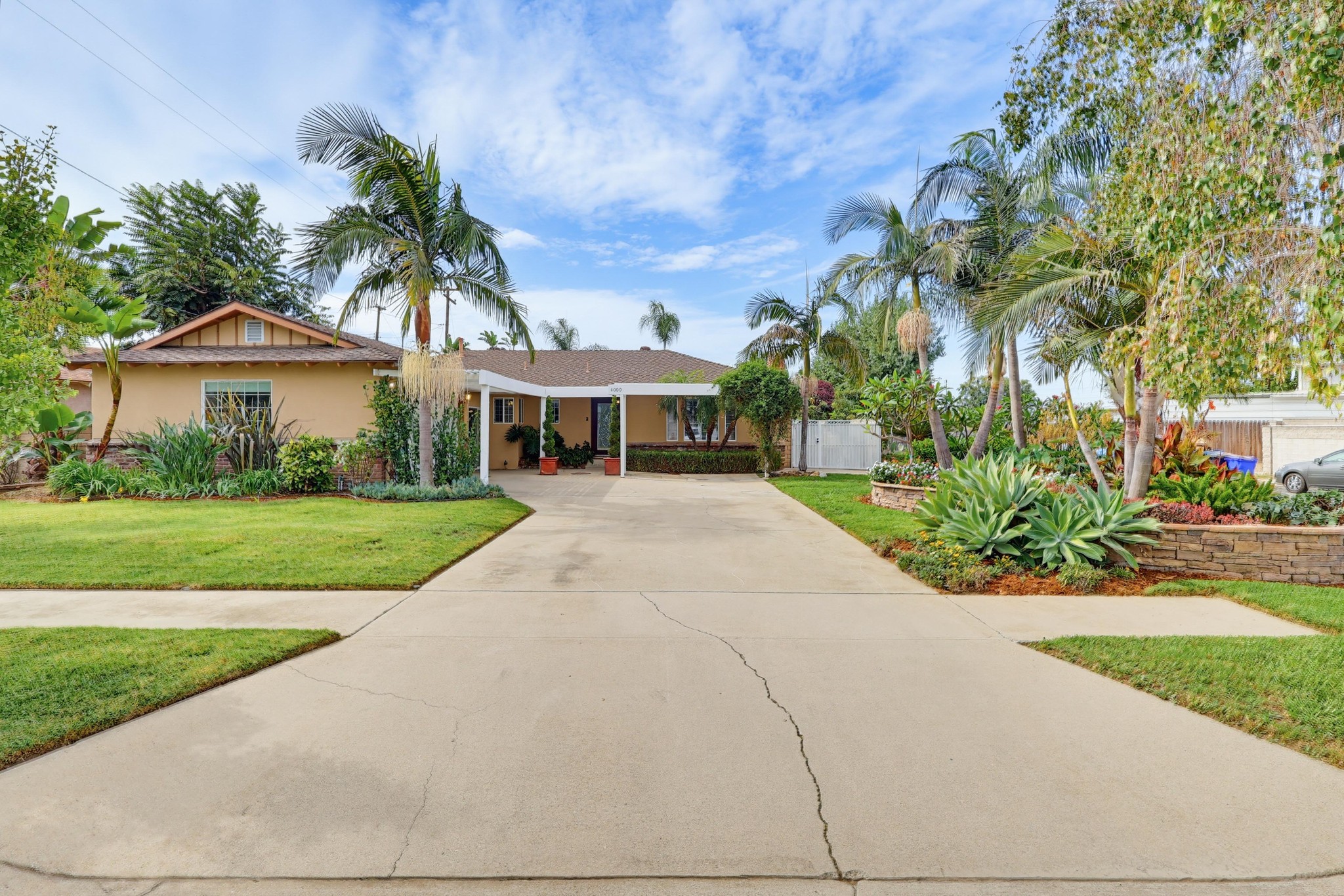 Virtual tour photo 3 of 85 for 4009 Locust St