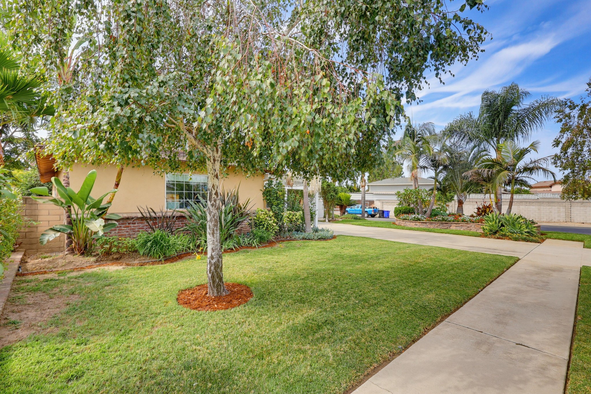 Virtual tour photo 6 of 85 for 4009 Locust St