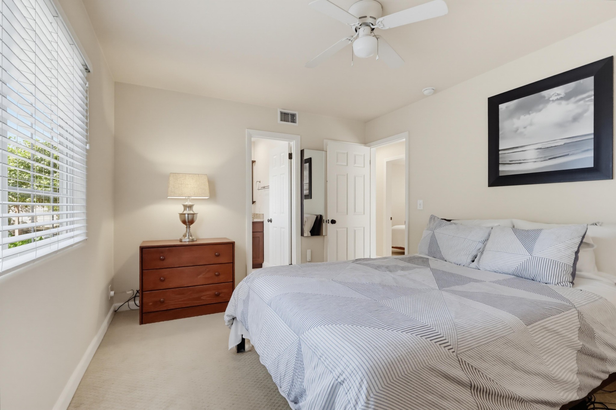 Virtual tour photo 51 of 85 for 4009 Locust St