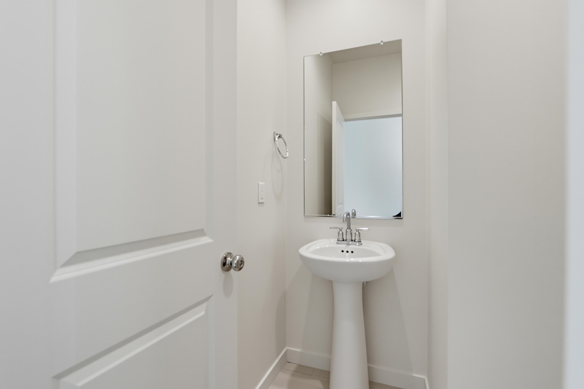 Virtual tour photo 28 of 47 for 401 Lake Shore Wy