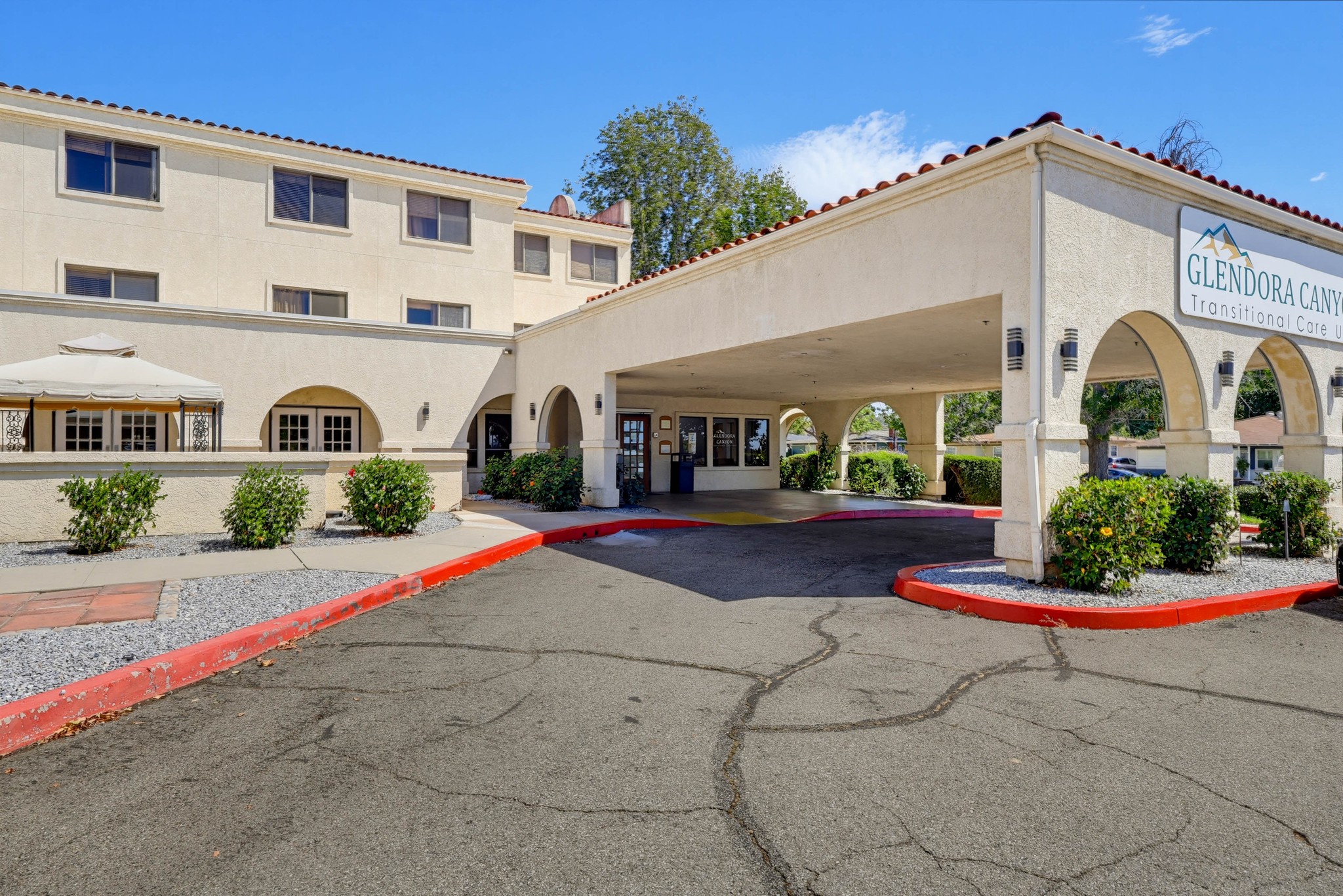 Virtual tour photo 5 of 45 for 401 W Ada Ave