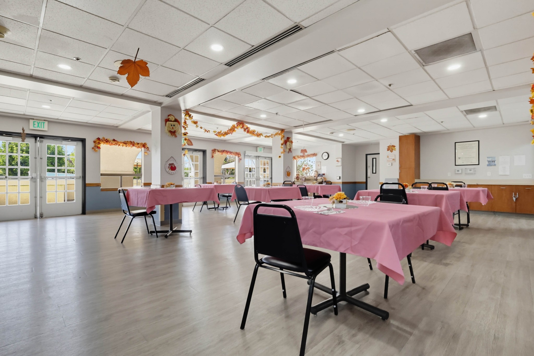 Virtual tour photo 33 of 45 for 401 W Ada Ave