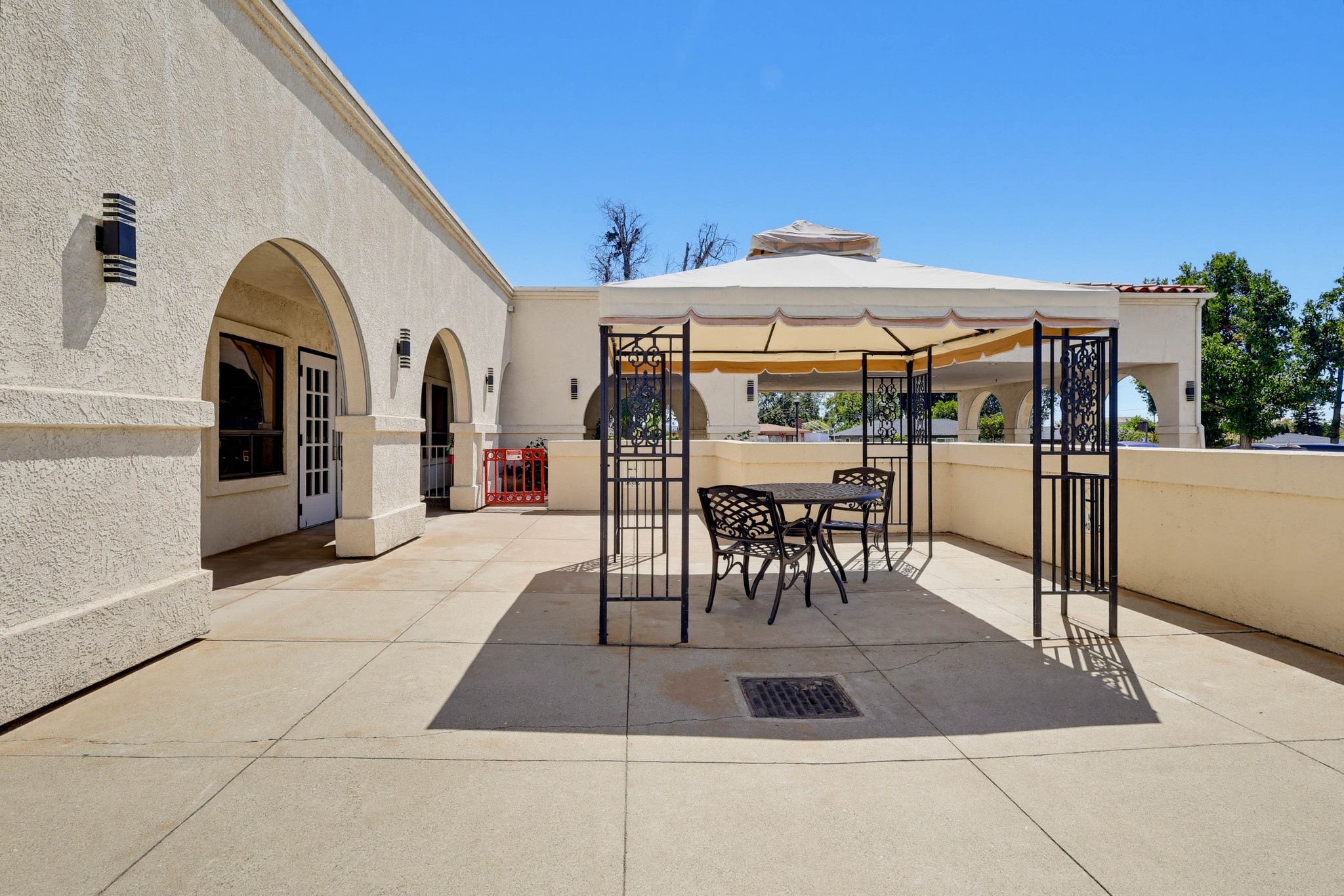 Virtual tour photo 38 of 45 for 401 W Ada Ave