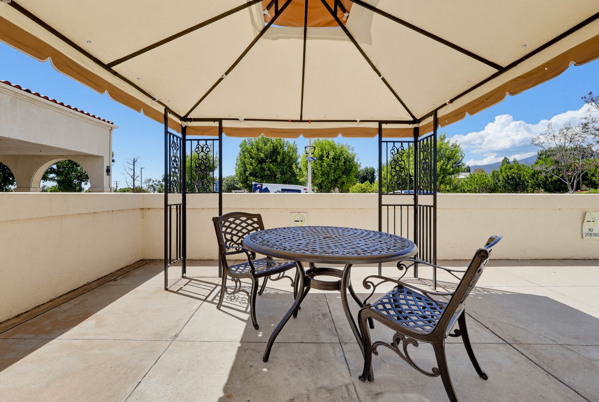 Virtual tour photo 40 of 45 for 401 W Ada Ave