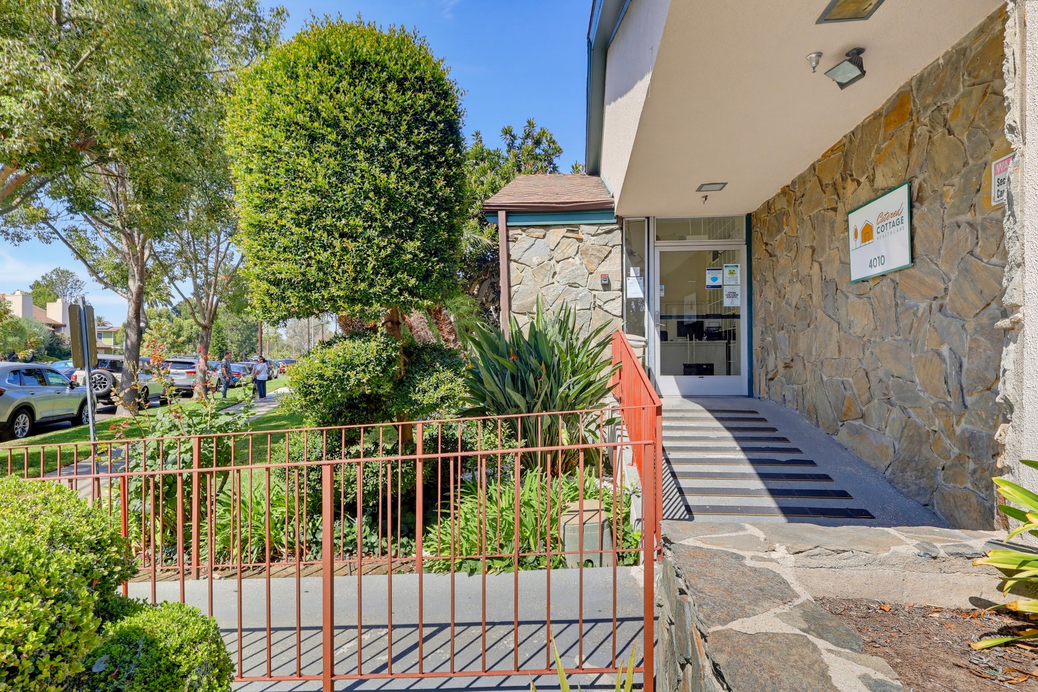 Virtual tour photo 10 of 40 for 4010 N Virginia Rd