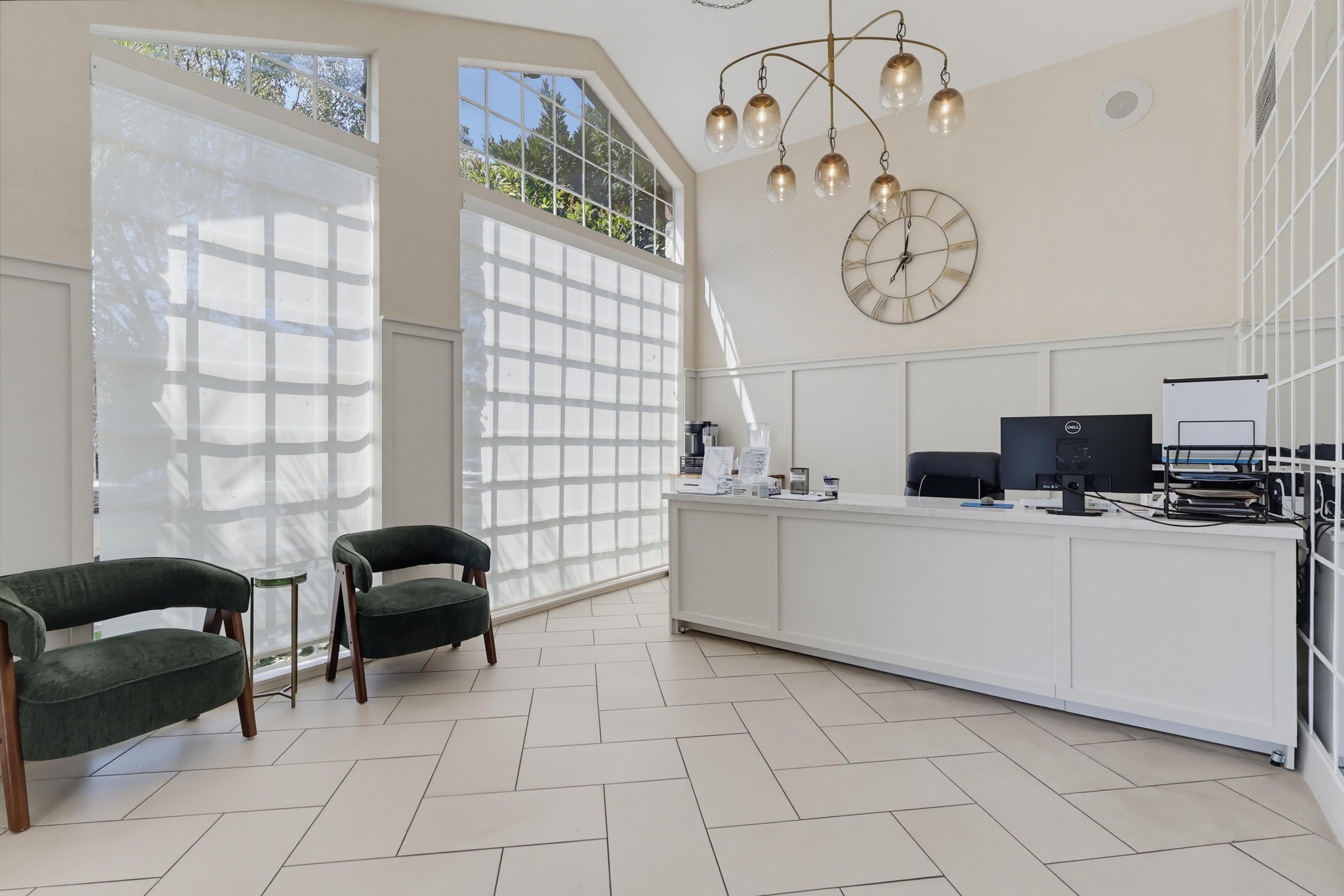 Virtual tour photo 13 of 40 for 4010 N Virginia Rd