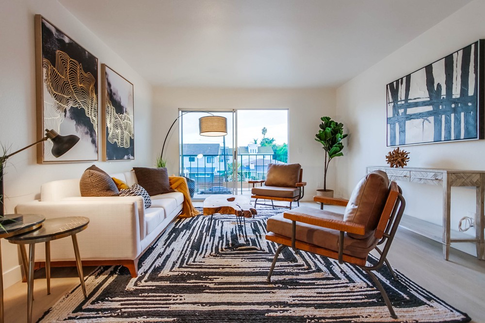 Virtual tour photo 7 of 40 for 4011 Lamont St #2D
