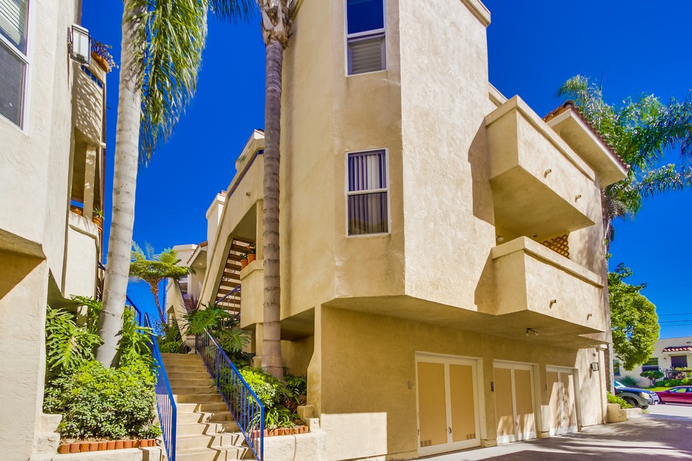 Virtual tour photo 25 of 26 for 4011 Louisiana Street #4