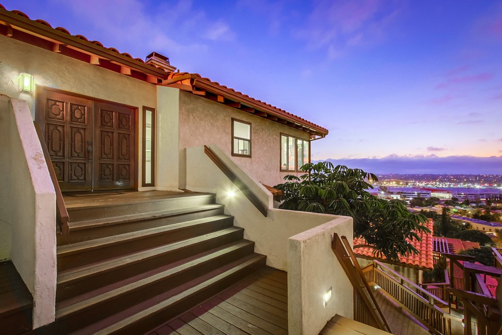 Virtual tour photo 3 of 80 for 4012 Ampudia St