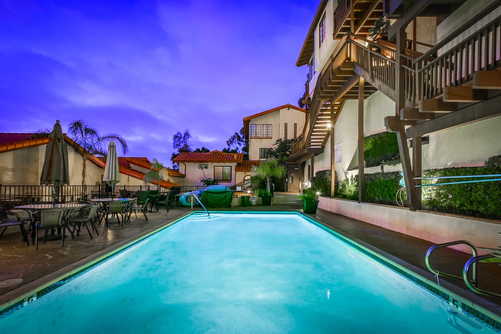 Virtual tour photo 11 of 80 for 4012 Ampudia St