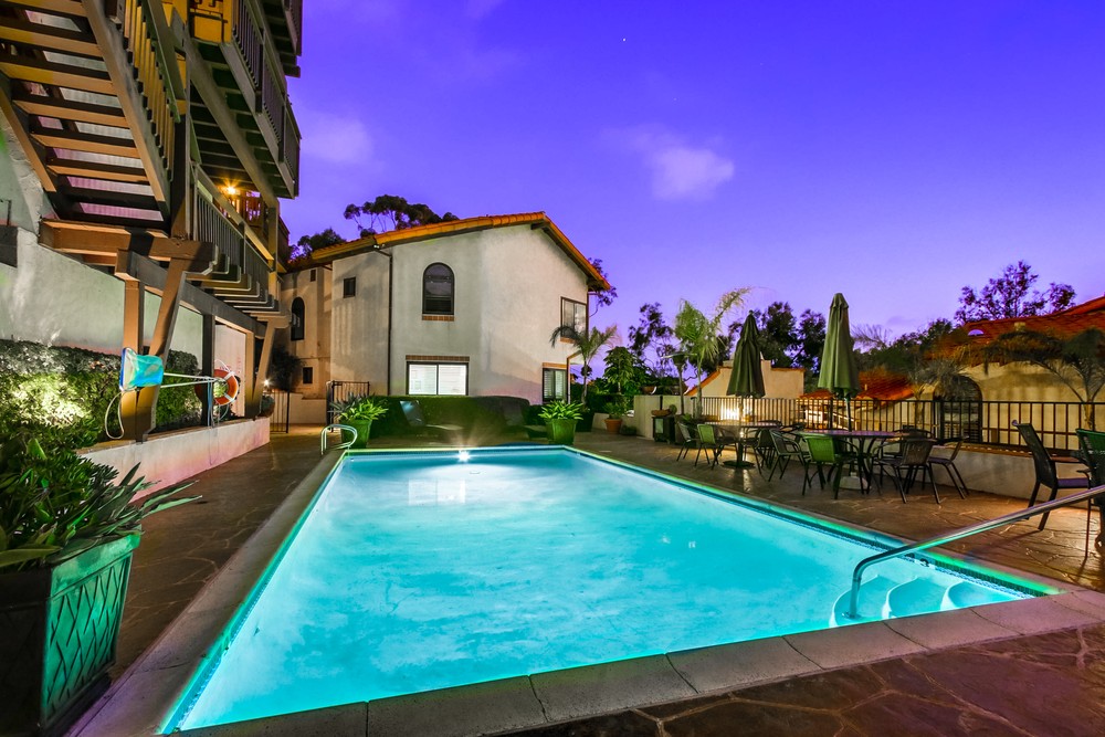 Virtual tour photo 12 of 80 for 4012 Ampudia St