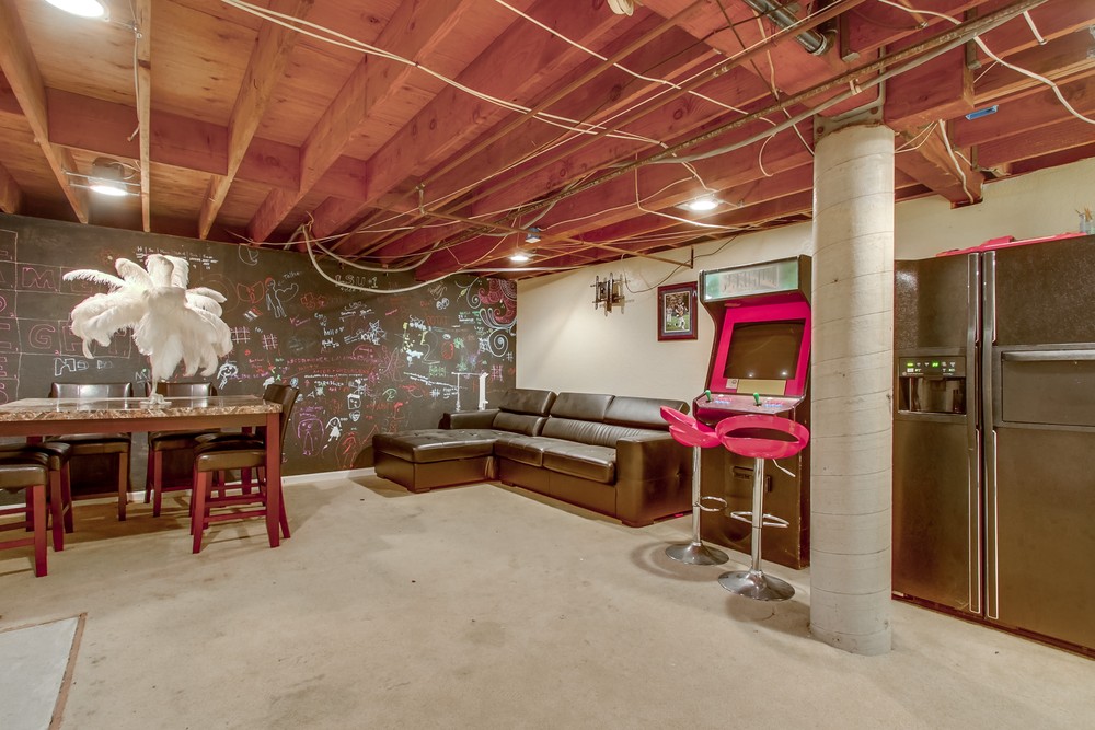 Virtual tour photo 68 of 80 for 4012 Ampudia St