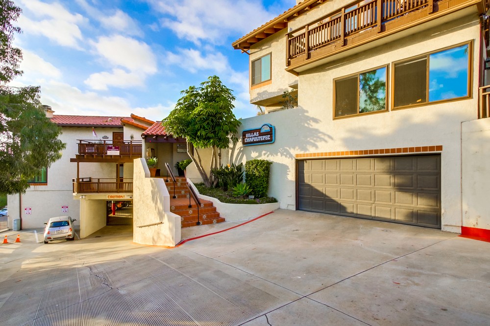 Virtual tour photo 73 of 80 for 4012 Ampudia St
