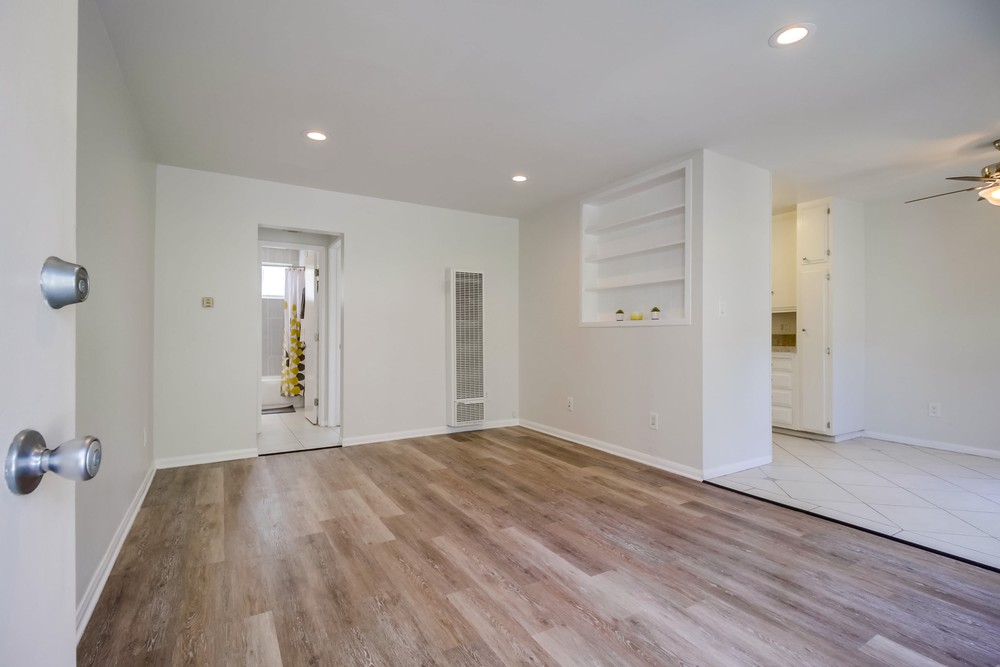 Virtual tour photo 9 of 24 for 4012 Mississippi #12 