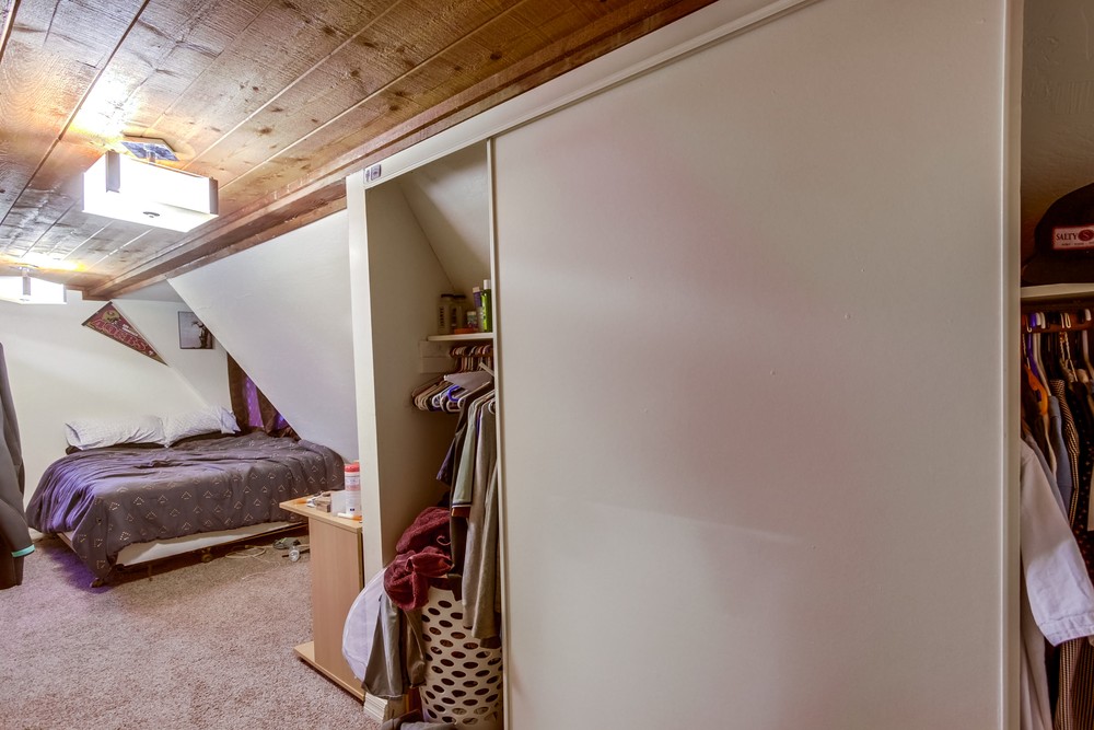 Virtual tour photo 18 of 25 for 4012 Promontory St