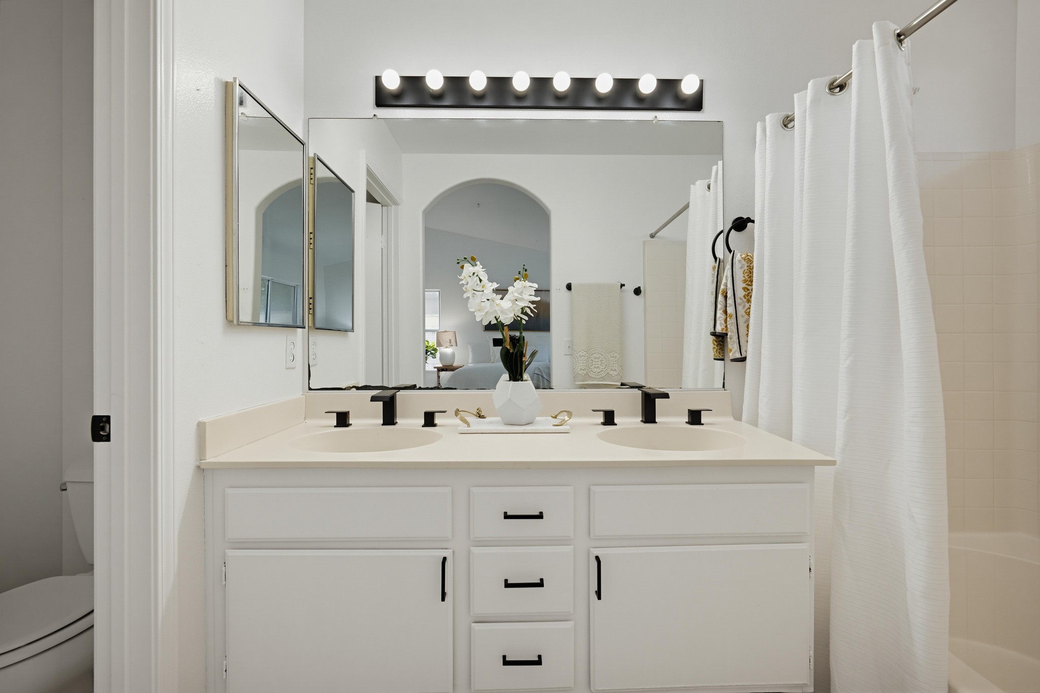 Virtual tour photo 26 of 43 for 40120 Paseo Del Sol
