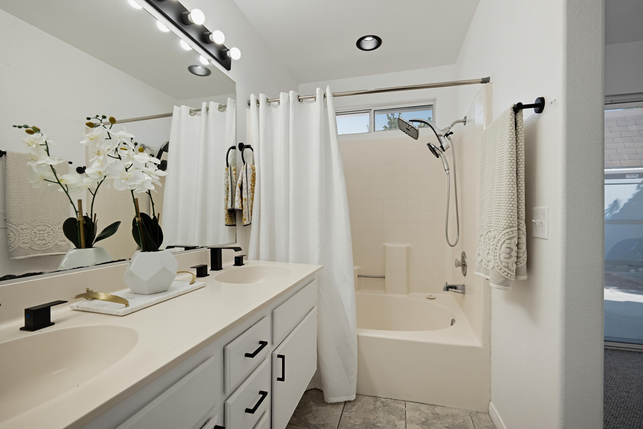 Virtual tour photo 27 of 43 for 40120 Paseo Del Sol