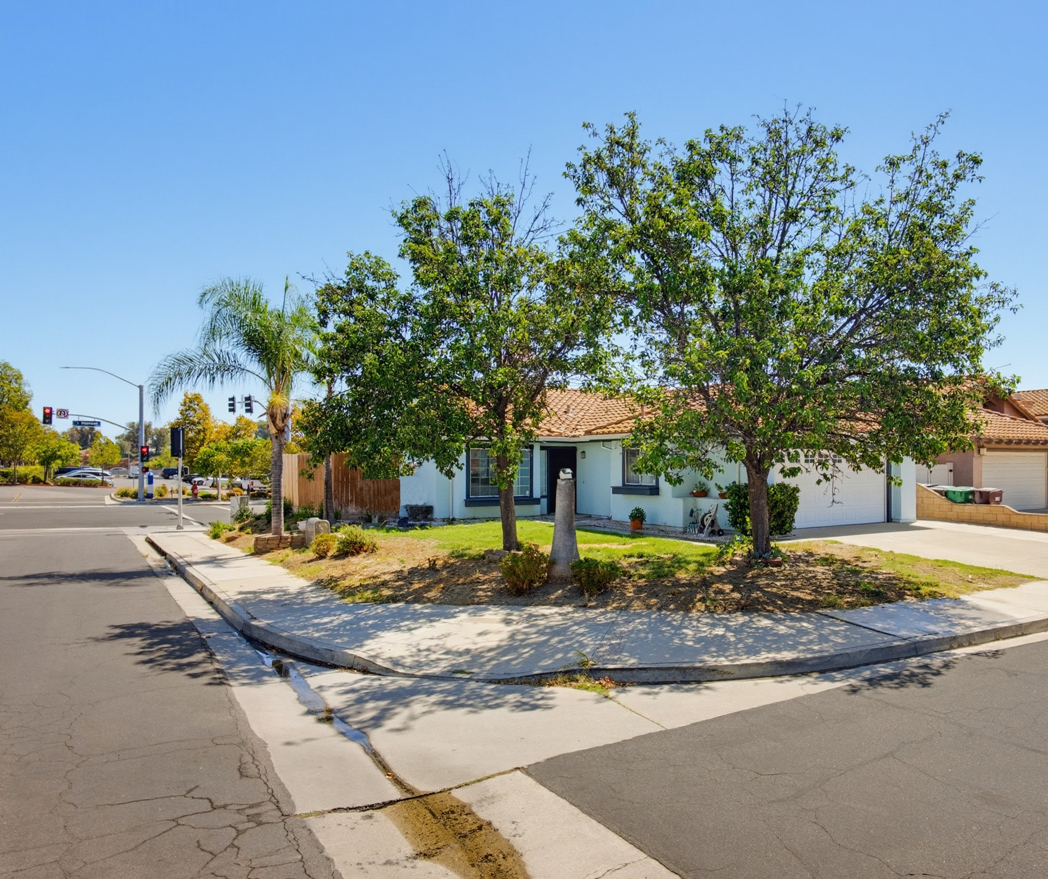 Virtual tour photo 4 of 43 for 40120 Paseo Del Sol