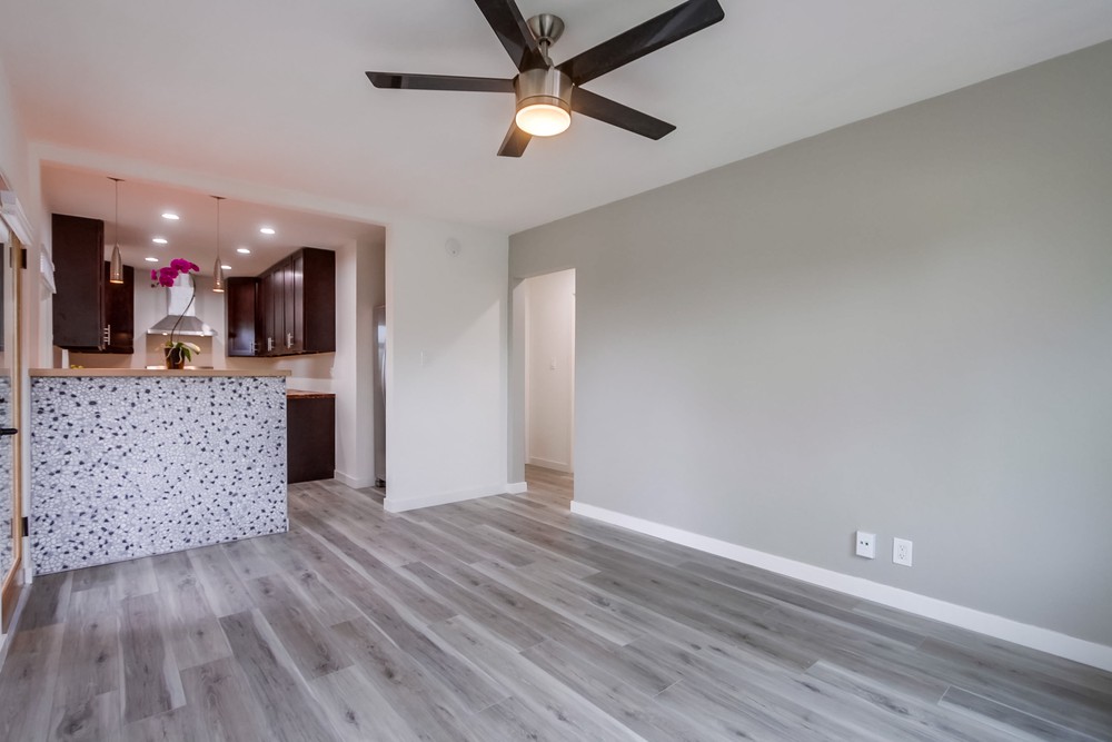 Virtual tour photo 12 of 34 for 4014 Ingraham St