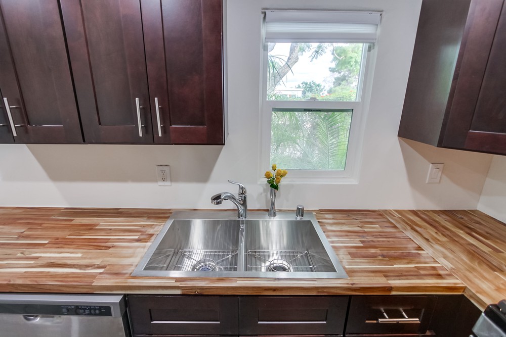 Virtual tour photo 19 of 34 for 4014 Ingraham St