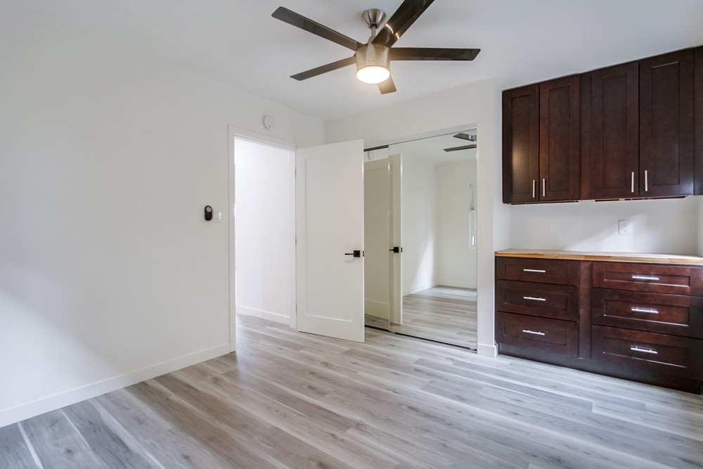 Virtual tour photo 23 of 34 for 4014 Ingraham St