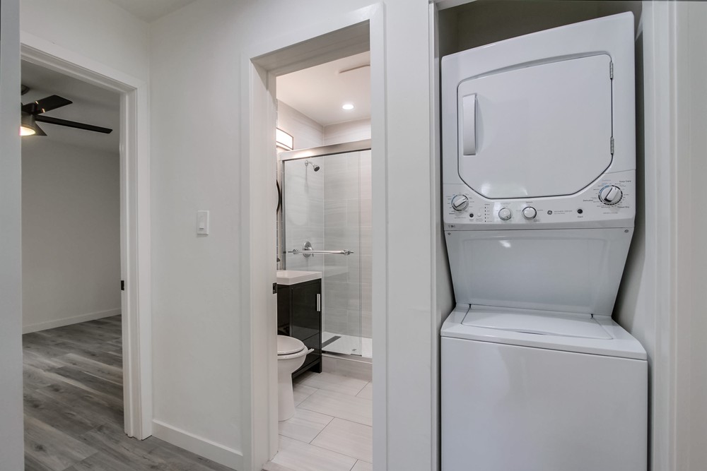 Virtual tour photo 27 of 34 for 4014 Ingraham St
