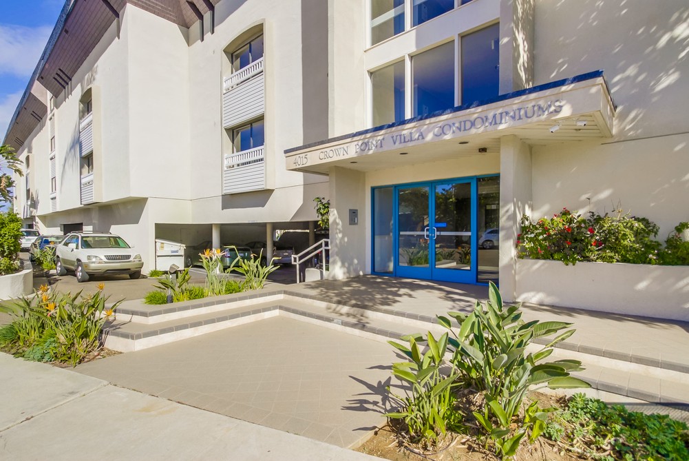 Virtual tour photo 5 of 39 for 4015 Crown Point Dr #309