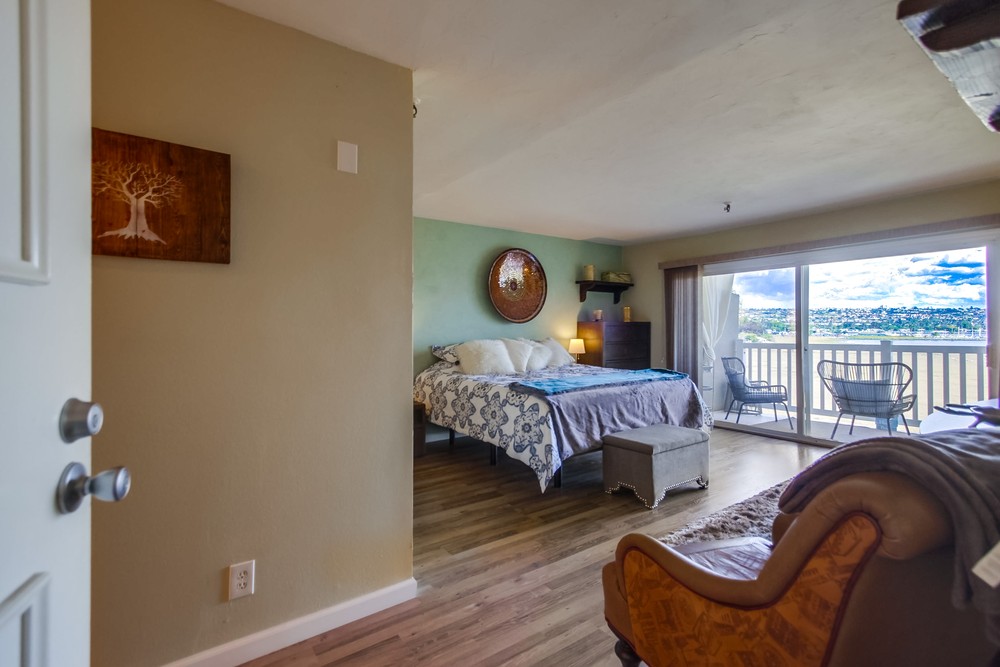 Virtual tour photo 9 of 39 for 4015 Crown Point Dr #309