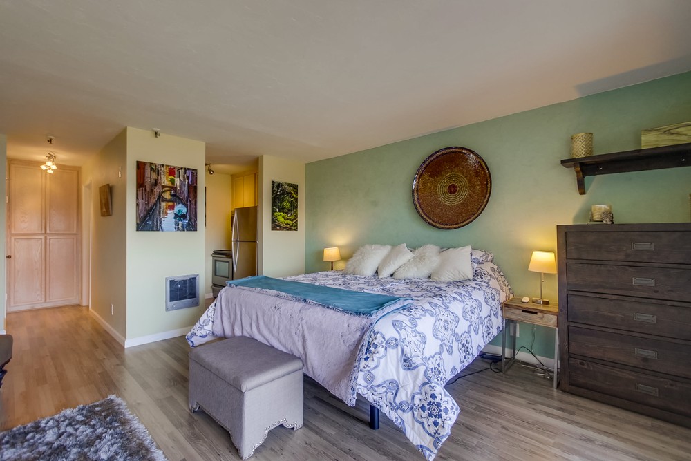 Virtual tour photo 12 of 39 for 4015 Crown Point Dr #309