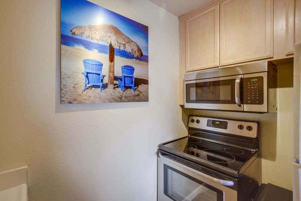 Virtual tour photo 17 of 39 for 4015 Crown Point Dr #309