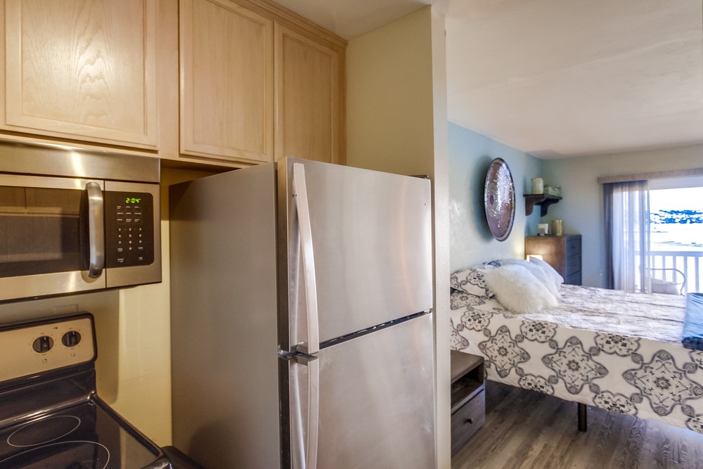 Virtual tour photo 18 of 39 for 4015 Crown Point Dr #309