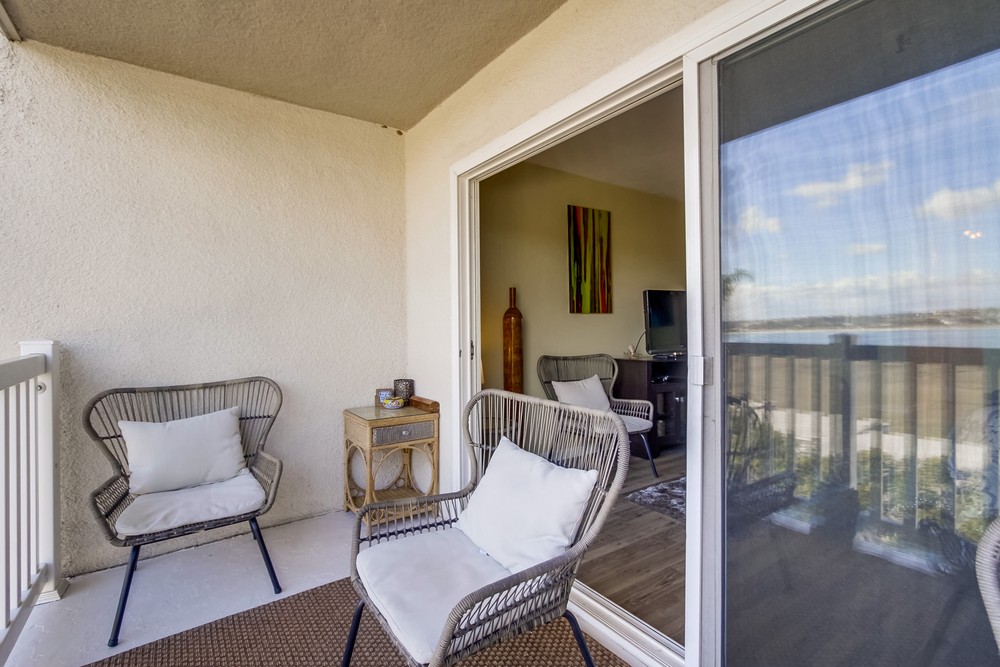 Virtual tour photo 22 of 39 for 4015 Crown Point Dr #309