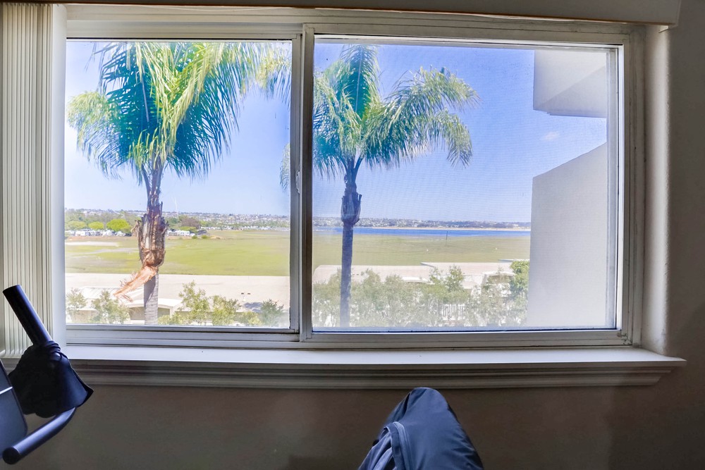 Virtual tour photo 18 of 25 for 4015 Crown Point Dr UNIT 208