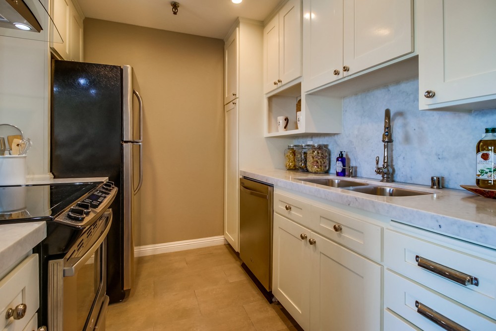 Virtual tour photo 22 of 42 for 4015 Crown Point Dr