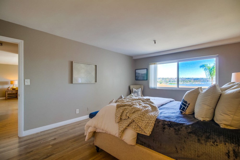 Virtual tour photo 26 of 42 for 4015 Crown Point Dr