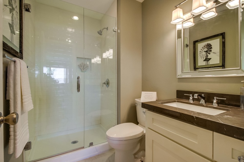 Virtual tour photo 29 of 42 for 4015 Crown Point Dr