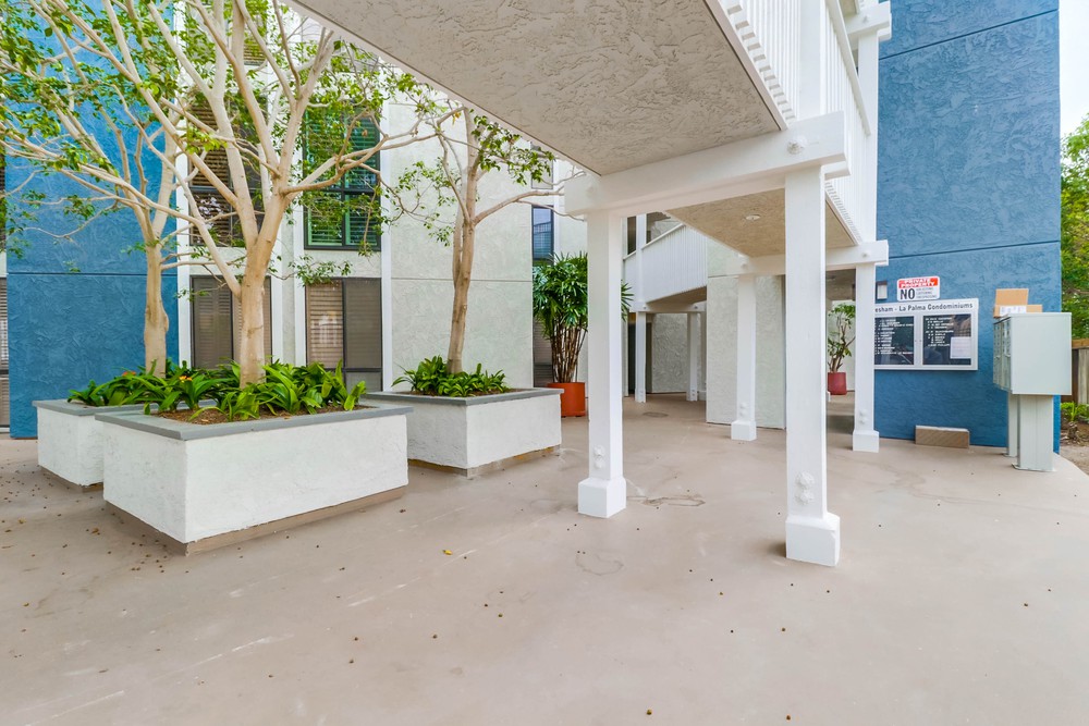 Virtual tour photo 5 of 52 for 4016 Gresham St
