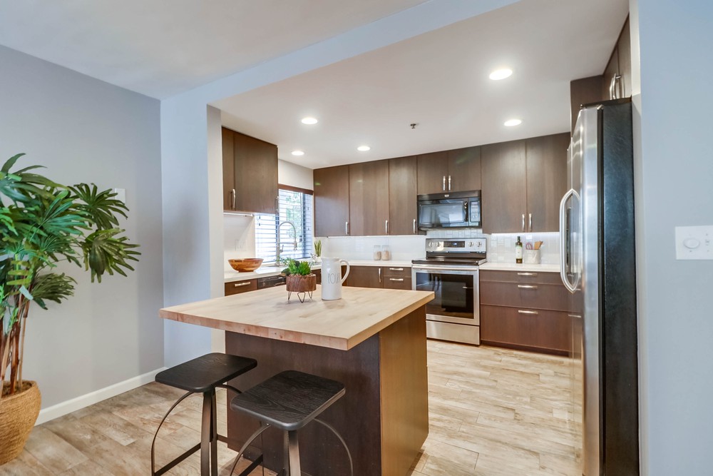 Virtual tour photo 18 of 52 for 4016 Gresham St