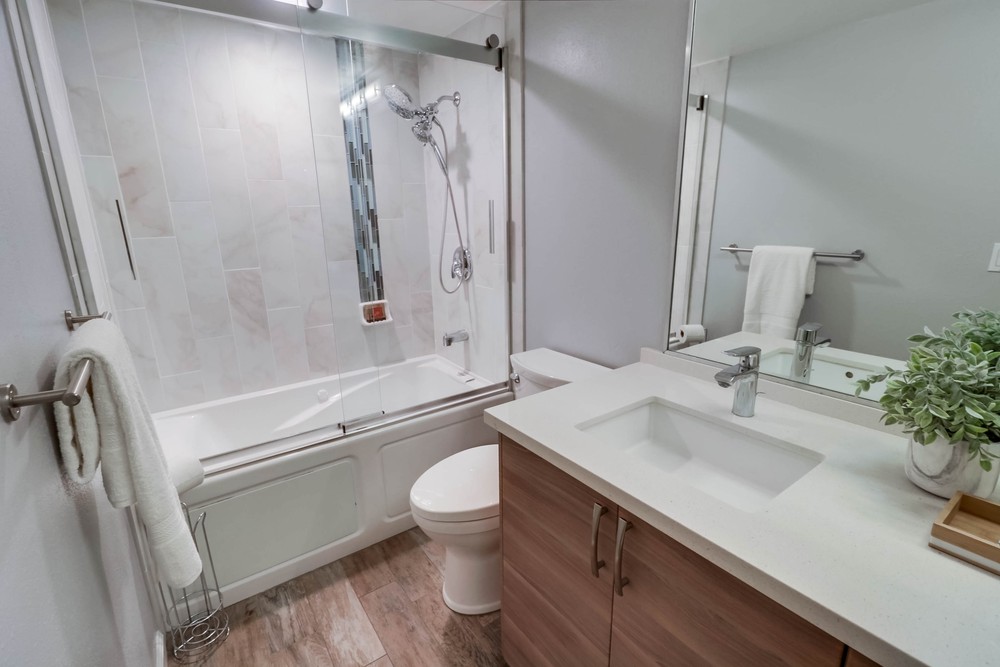 Virtual tour photo 37 of 52 for 4016 Gresham St