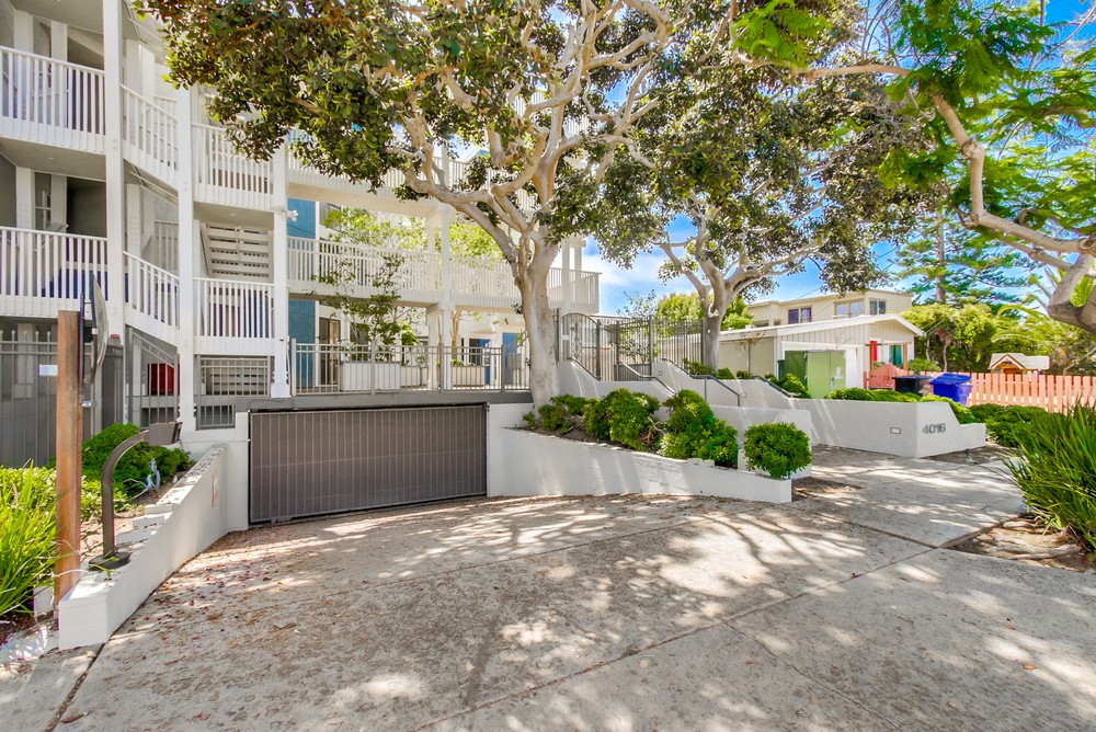 Virtual tour photo 4 of 44 for 4016 Gresham St