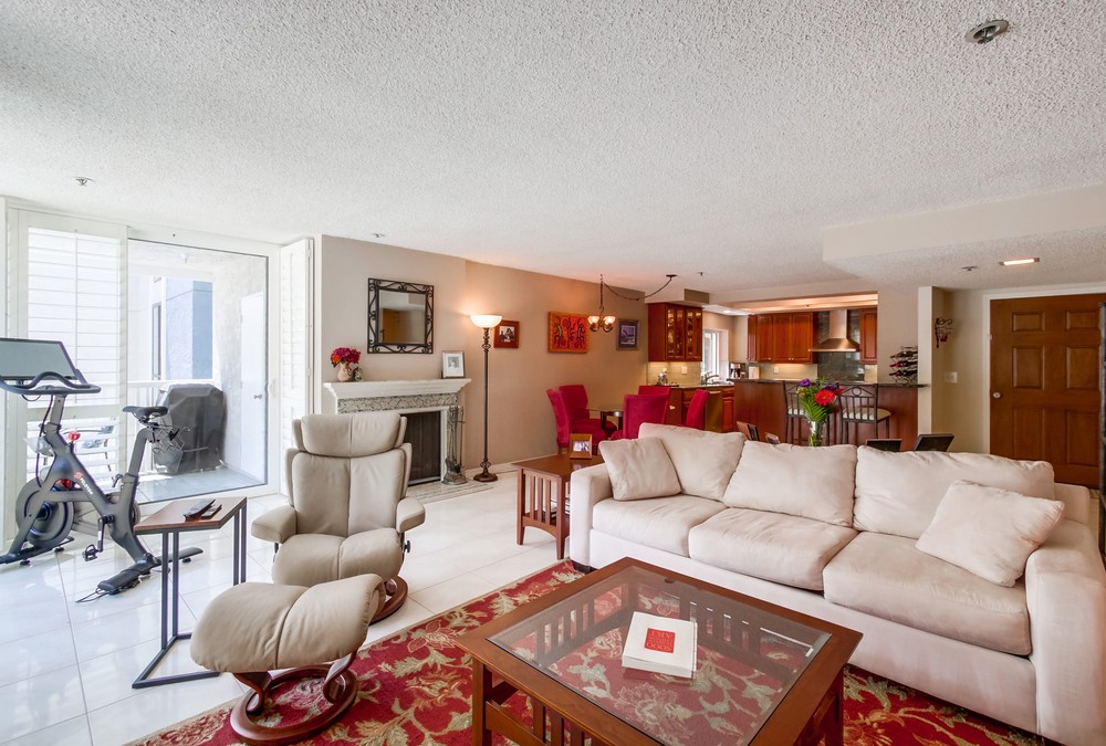 Virtual tour photo 13 of 44 for 4016 Gresham St