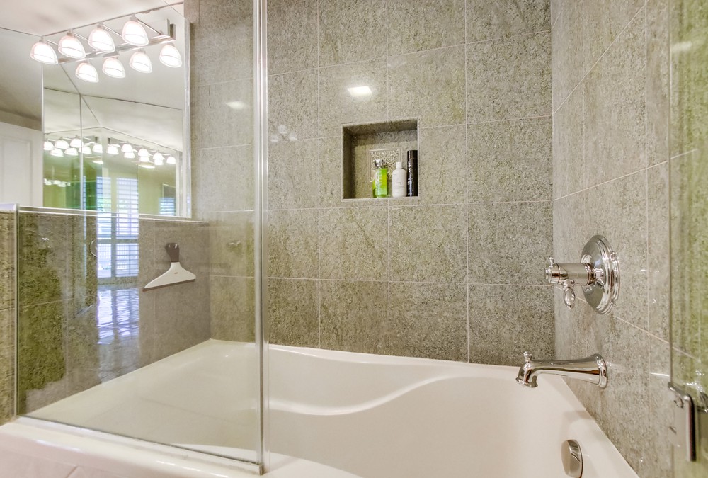Virtual tour photo 26 of 44 for 4016 Gresham St