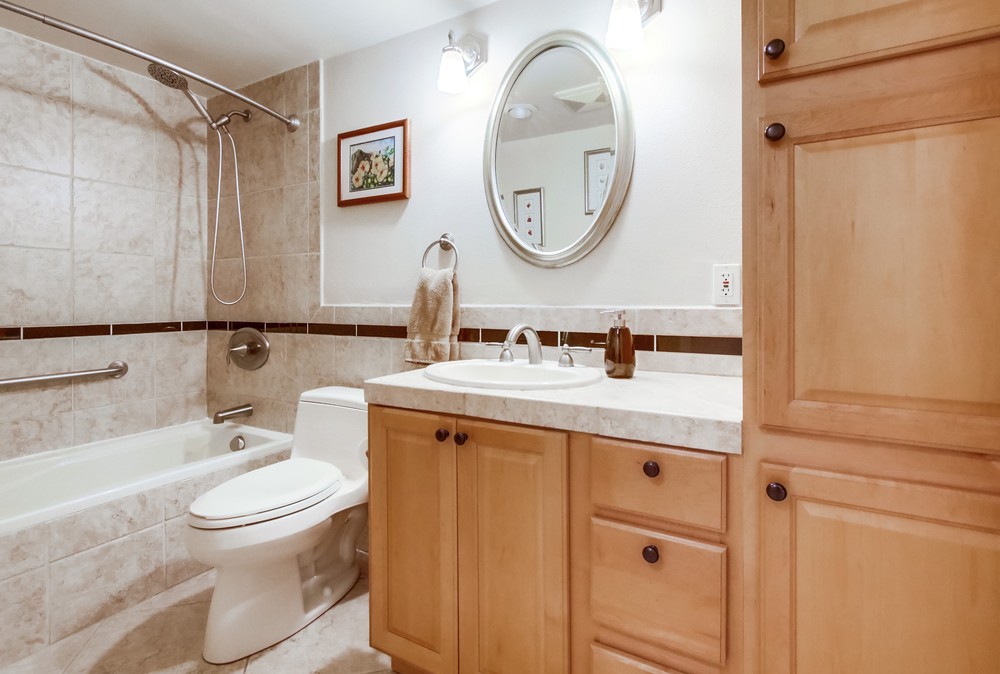 Virtual tour photo 32 of 44 for 4016 Gresham St
