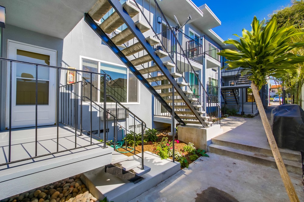 Virtual tour photo 6 of 37 for 4018 Alabama St