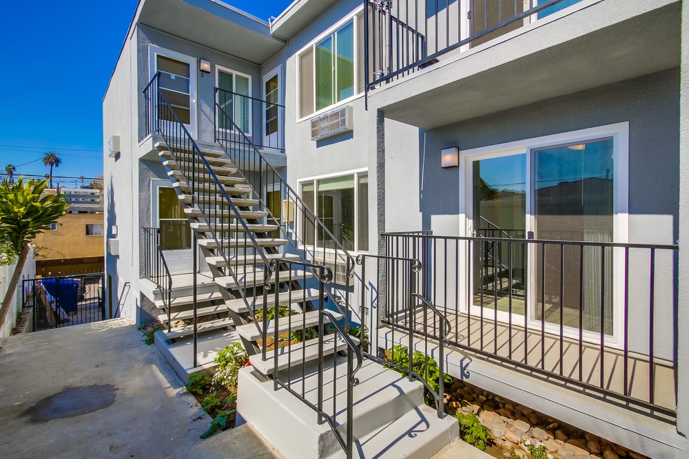 Virtual tour photo 7 of 37 for 4018 Alabama St
