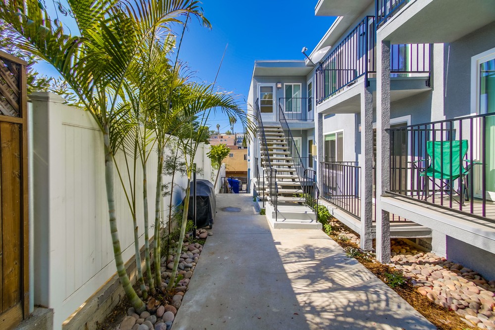 Virtual tour photo 8 of 37 for 4018 Alabama St