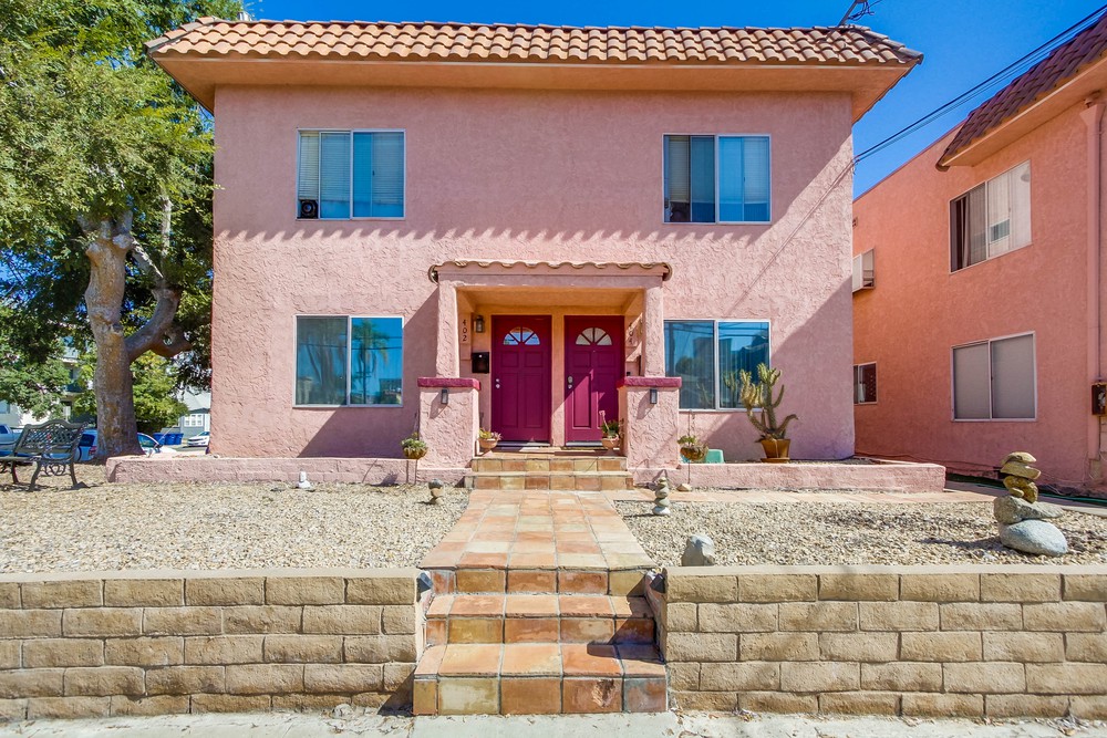 Virtual tour photo 6 of 41 for 402 Arbor Dr