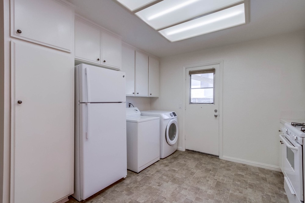 Virtual tour photo 18 of 41 for 402 Arbor Dr